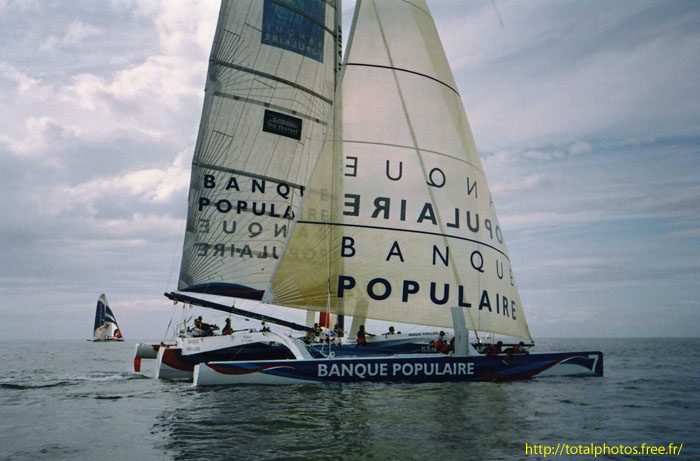 http://totalphotos.free.fr/galleries/Localisation/France/Haute_Normandie/Grand_Prix/photo_grandprixduportdefecamp_banquepopulaire.jpg